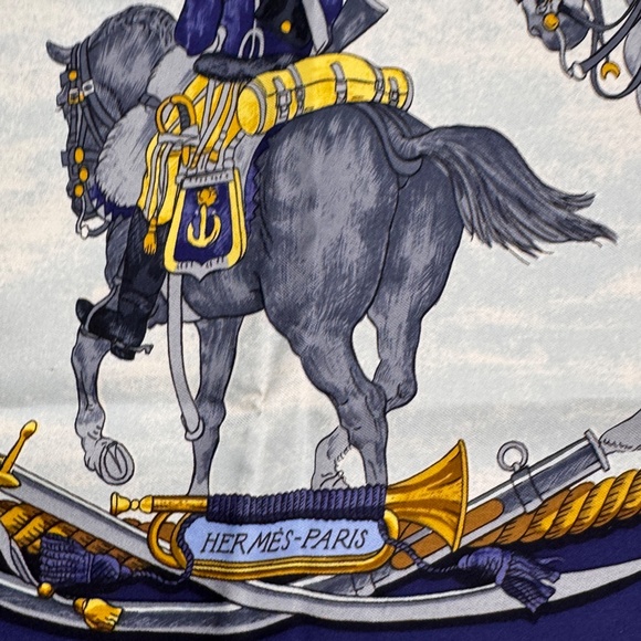 Vintage Hermes "Marine et Cavalerie" Sild scarf 90, by Philippe Ledoux in 1967 - Picture 5 of 7